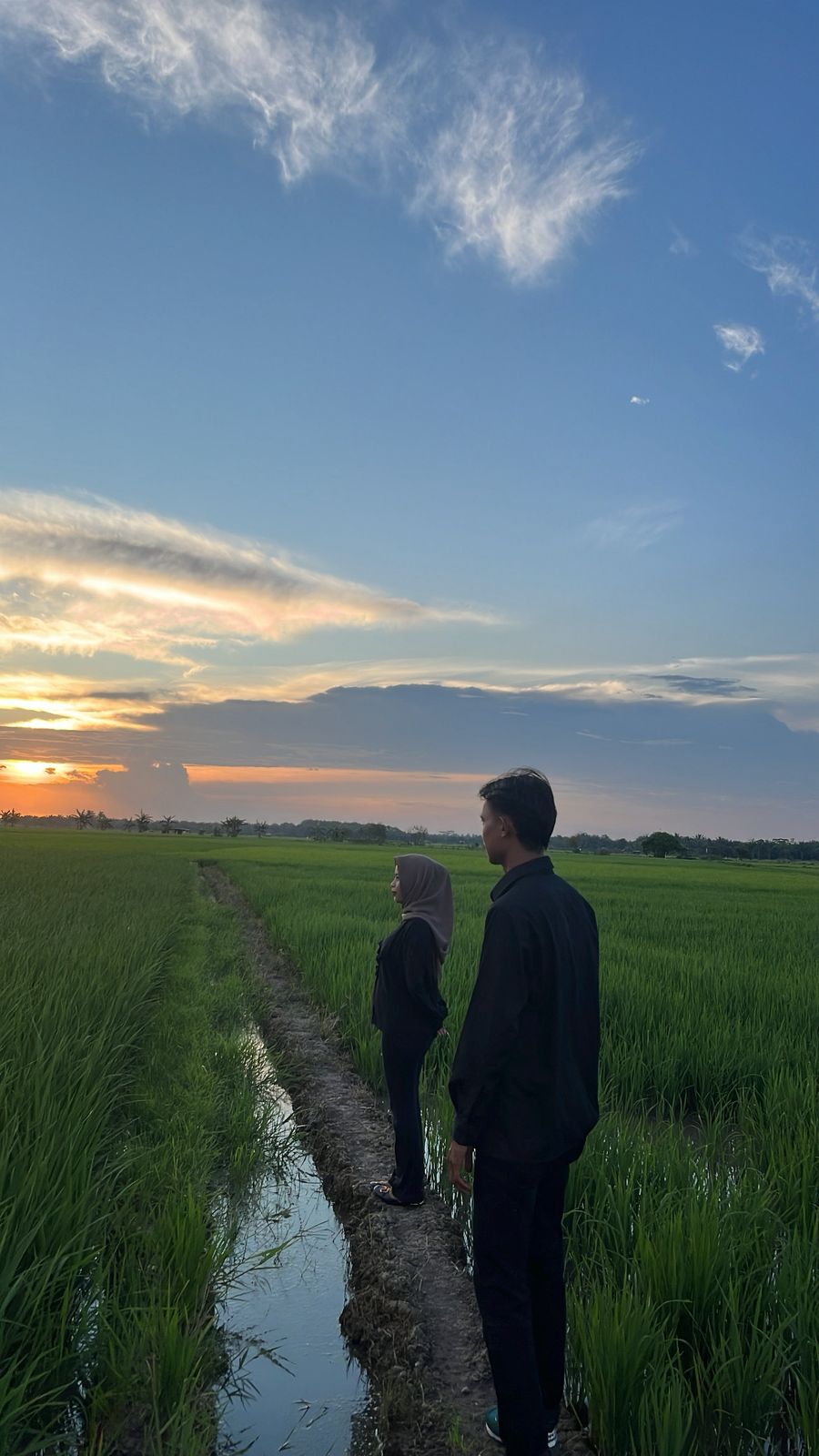 Nadya & Ozi